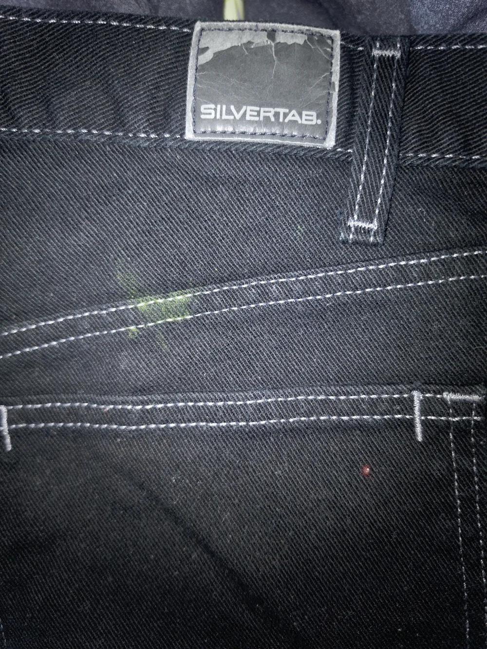 Levis slim straight
